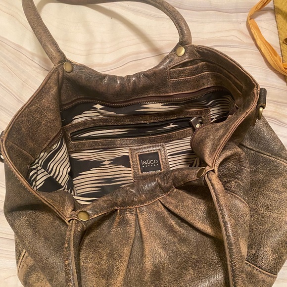 Latico Vintage Leather Shoulder Bag in Brown - Picture 3 of 7